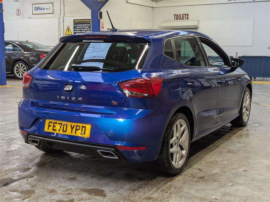 <p>2020 SEAT IBIZA FR TSI</p>