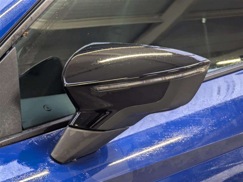 <p>2020 SEAT IBIZA FR TSI</p>