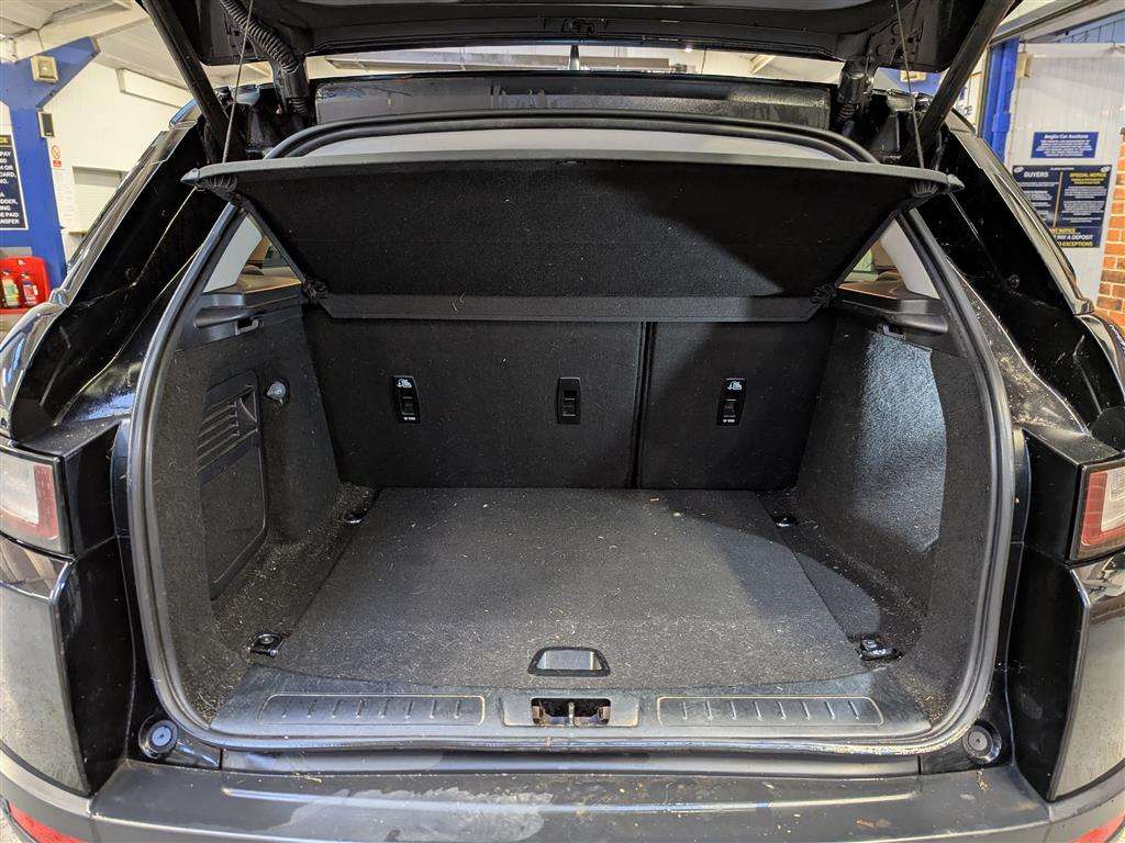 <p>2016 LAND ROVER R ROVER EVOQUE SE TECH TD</p>