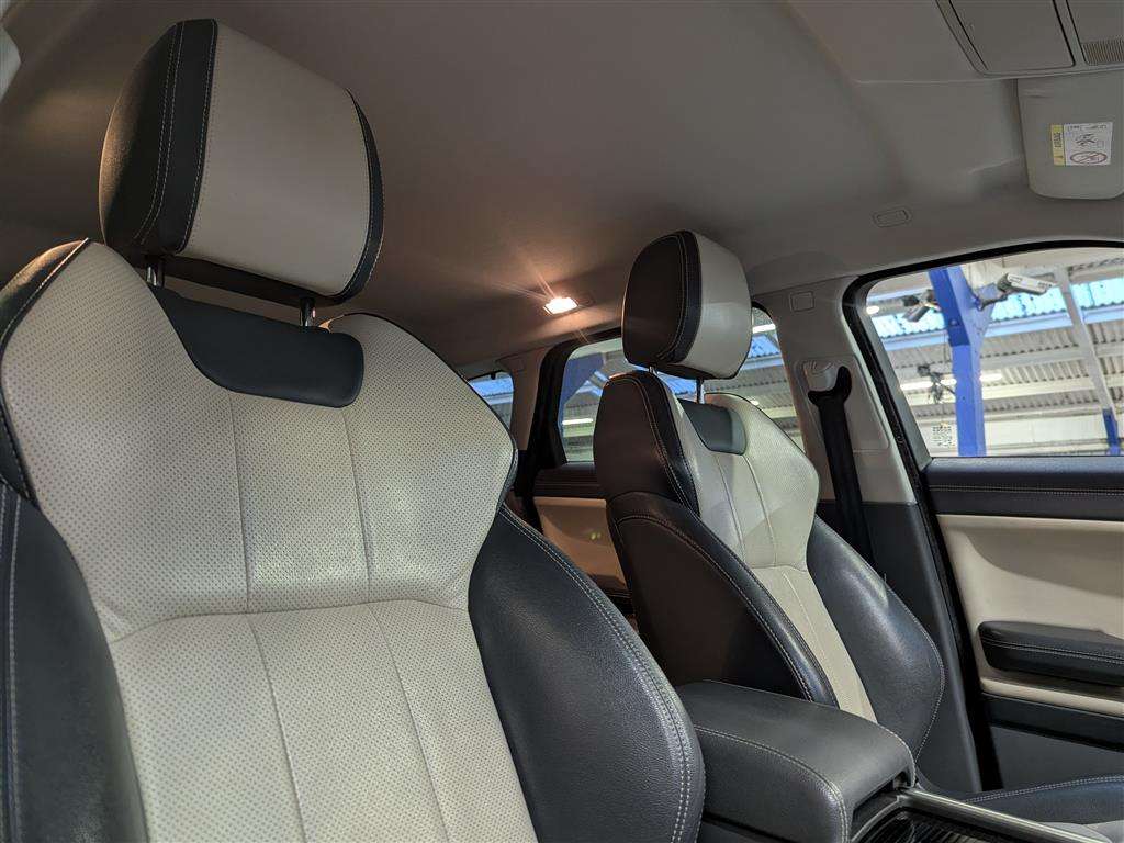 <p>2016 LAND ROVER R ROVER EVOQUE SE TECH TD</p>