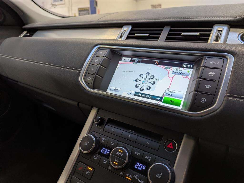 <p>2016 LAND ROVER R ROVER EVOQUE SE TECH TD</p>