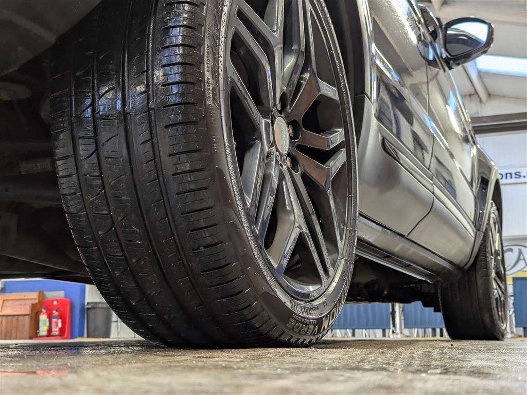 <p>2016 LAND ROVER R ROVER EVOQUE SE TECH TD</p>