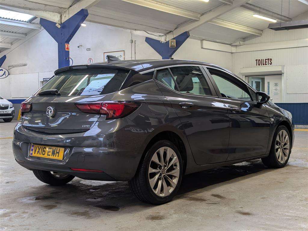 <p>2016 VAUXHALL ASTRA TECH LINE CDTI S/S</p>