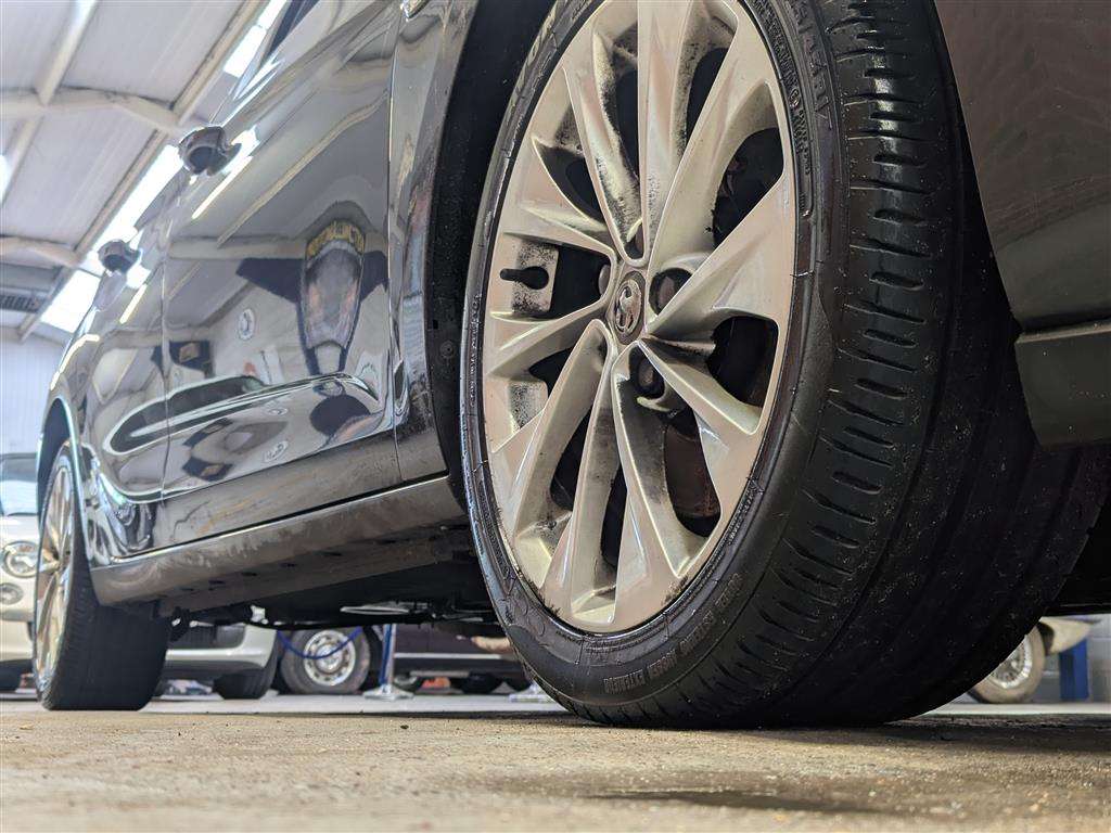 <p>2016 VAUXHALL ASTRA TECH LINE CDTI S/S</p>