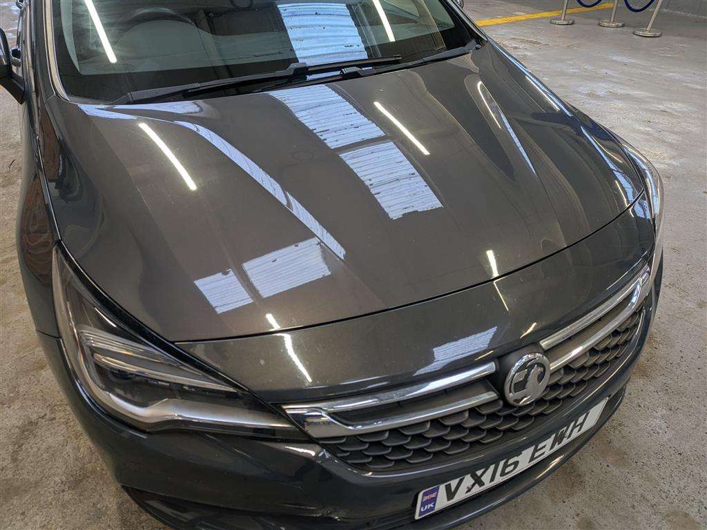 <p>2016 VAUXHALL ASTRA TECH LINE CDTI S/S</p>