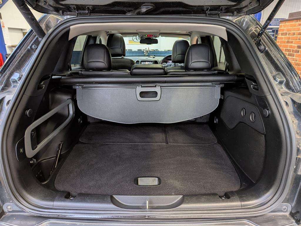 <p>2015 JEEP CHEROKEE LIMITED M-JET 4X</p>