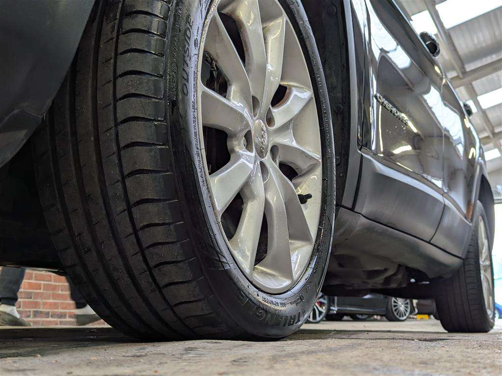 <p>2015 JEEP CHEROKEE LIMITED M-JET 4X</p>