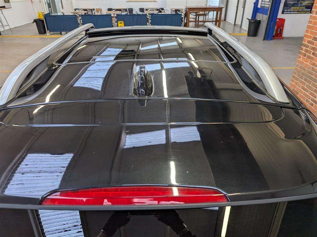 <p>2015 JEEP CHEROKEE LIMITED M-JET 4X</p>