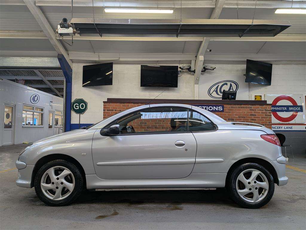 <p>2004 PEUGEOT 206 ALLURE</p>