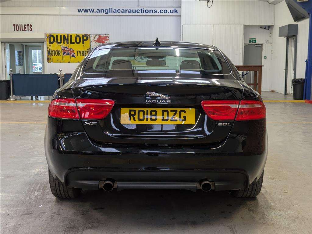 <p>2018 JAGUAR XE PRESTIGE I AUTO</p>