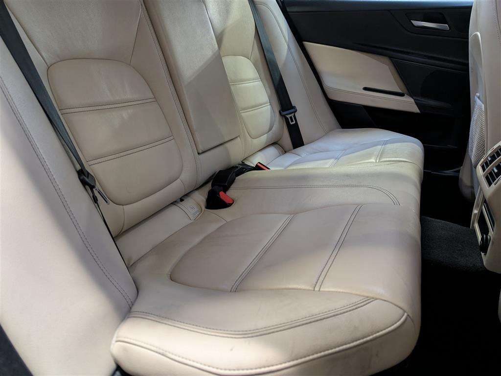 <p>2018 JAGUAR XE PRESTIGE I AUTO</p>