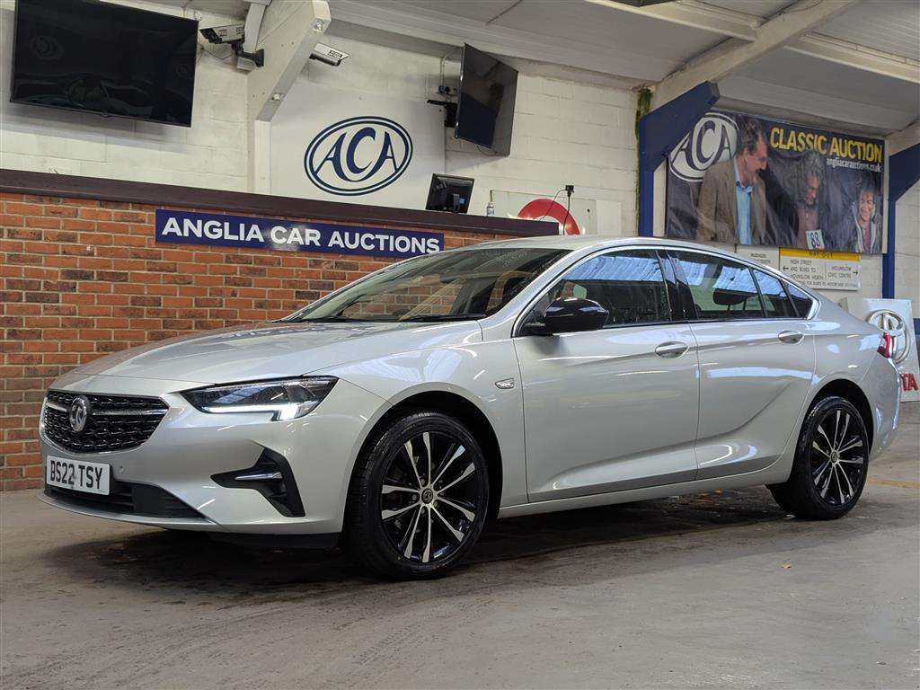 <p>2022 VAUXHALL INSIGNIA DESIGN TURBO D</p>