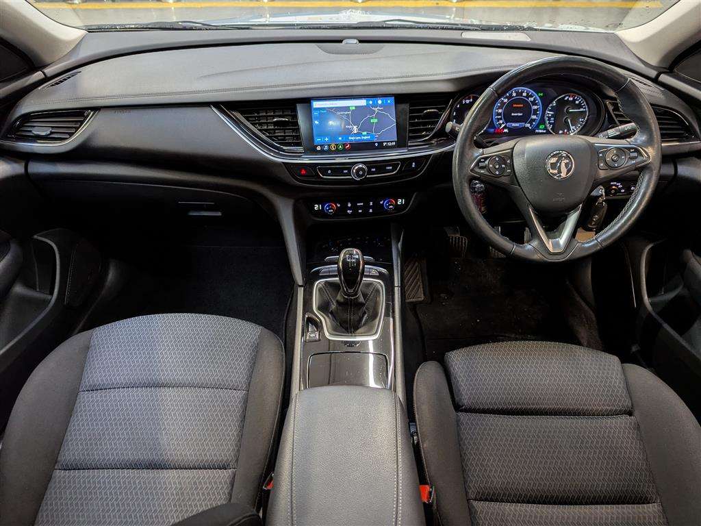 <p>2022 VAUXHALL INSIGNIA DESIGN TURBO D</p>