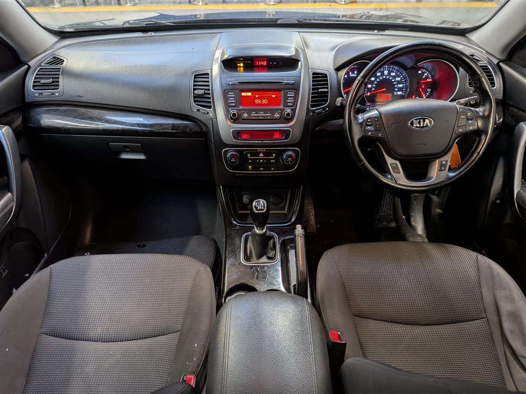 <p>2013 KIA SORENTO KX-1 CRDI 4X4</p>