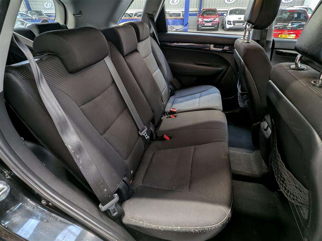 <p>2013 KIA SORENTO KX-1 CRDI 4X4</p>