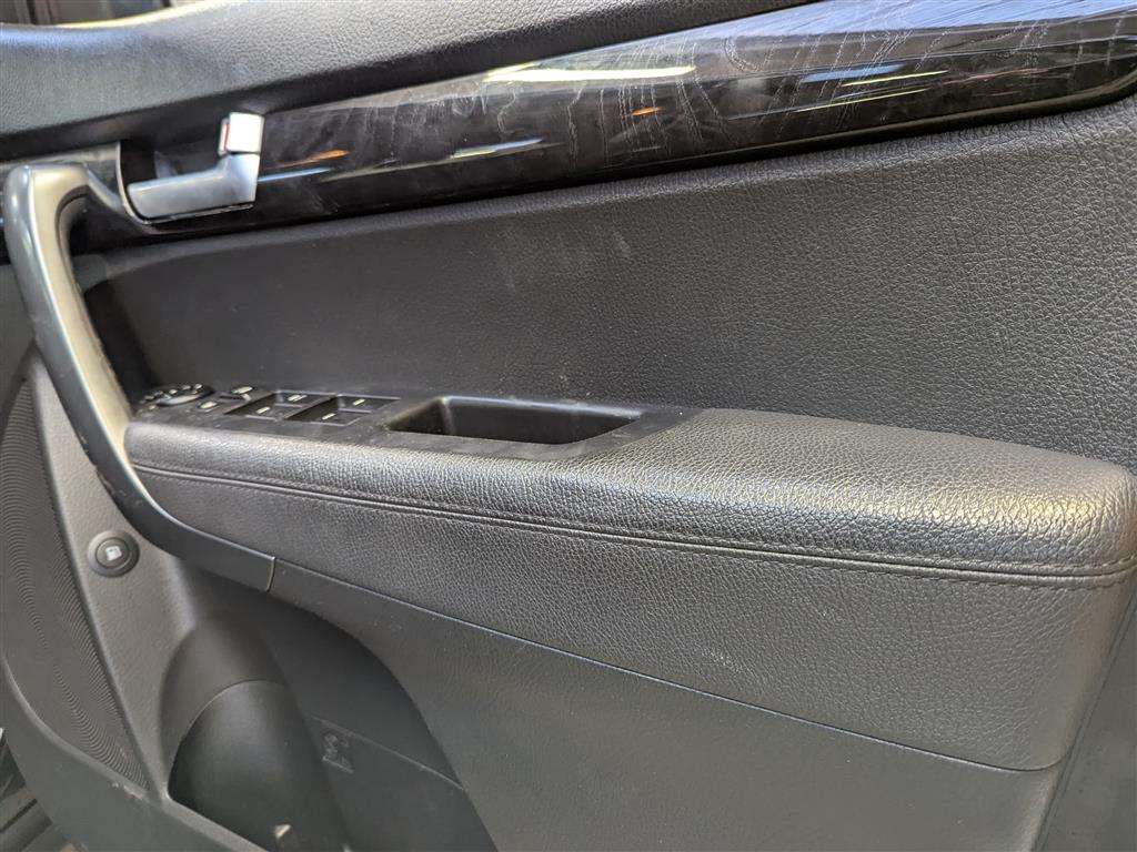 <p>2013 KIA SORENTO KX-1 CRDI 4X4</p>