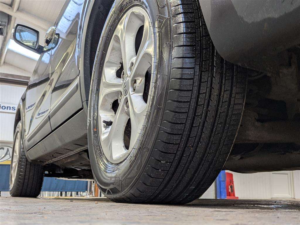 <p>2013 KIA SORENTO KX-1 CRDI 4X4</p>