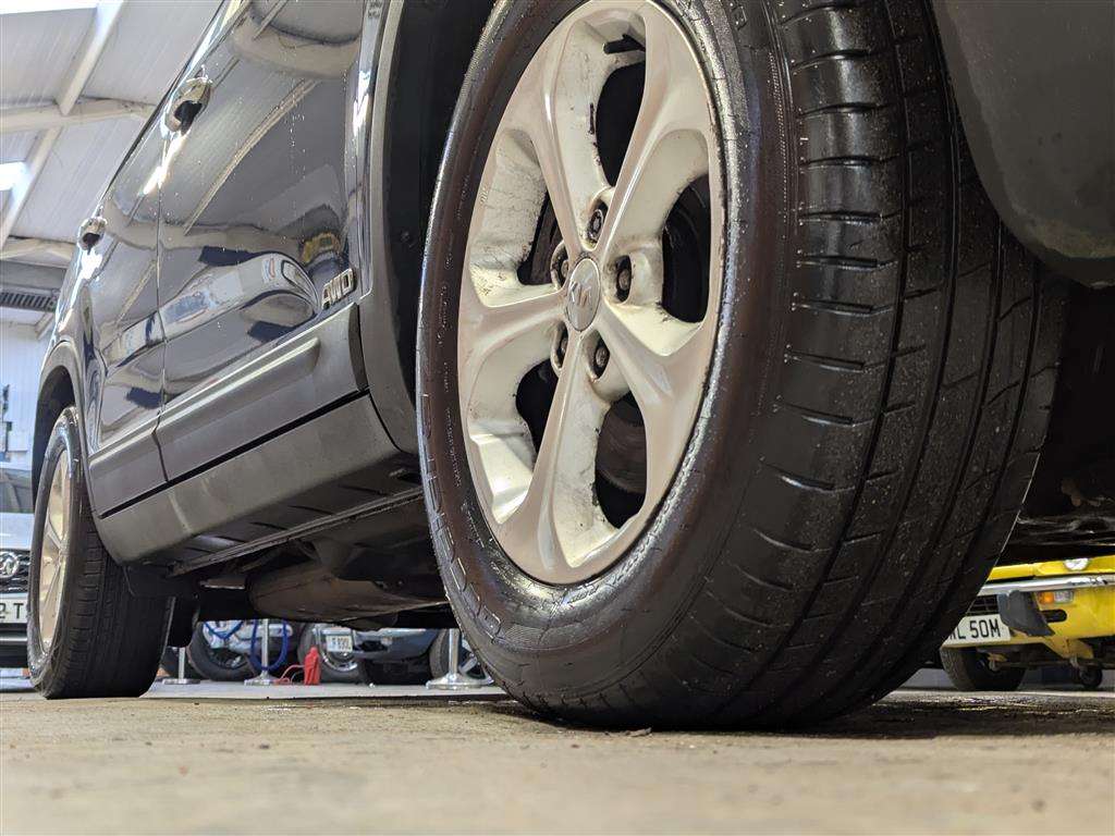 <p>2013 KIA SORENTO KX-1 CRDI 4X4</p>