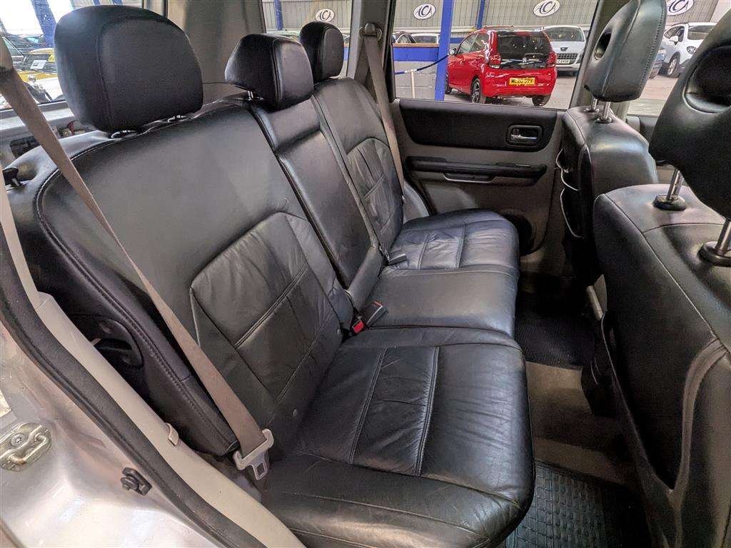 <p>2006 NISSAN X-TRAIL AVENTURA DCI</p>