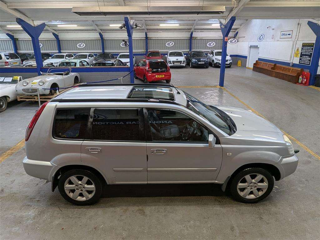 <p>2006 NISSAN X-TRAIL AVENTURA DCI</p>