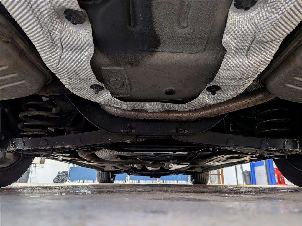 <p>2013 VOLVO V70 SE LUX T5 AUTO</p>