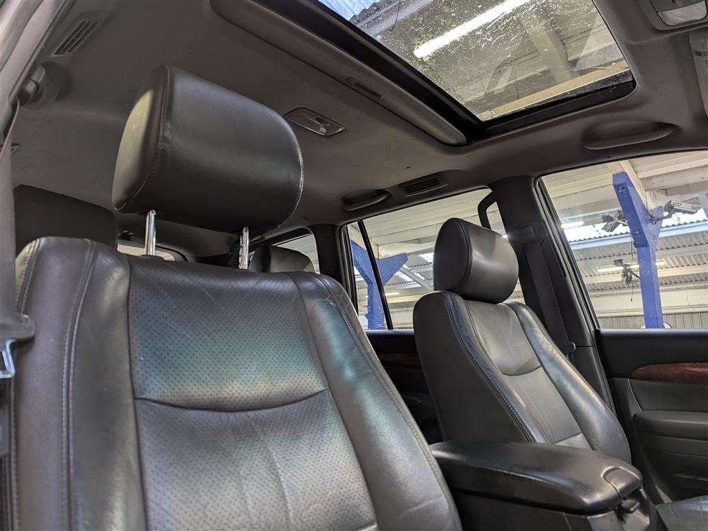 <p>2007 TOYOTA LANDCRUISER LC5 D-4D A</p>