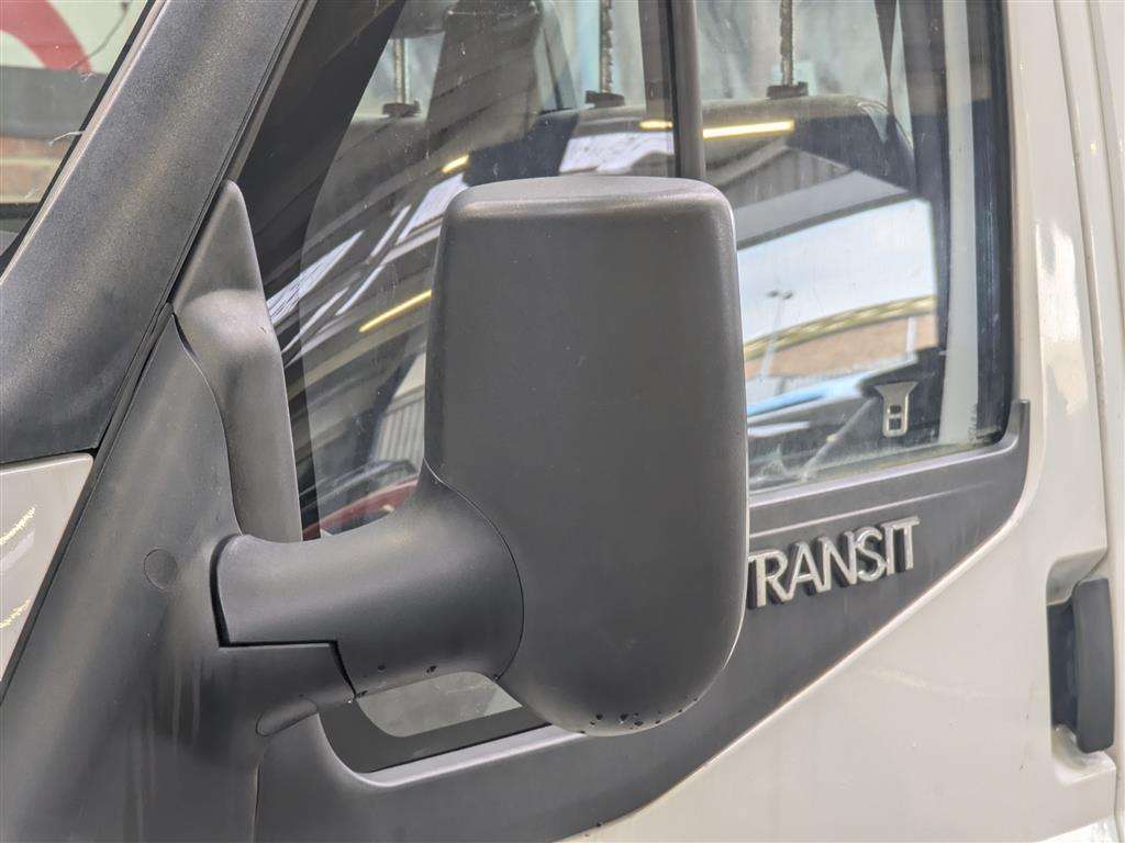 <p>2013 FORD TRANSIT 125 T350 RWD</p>