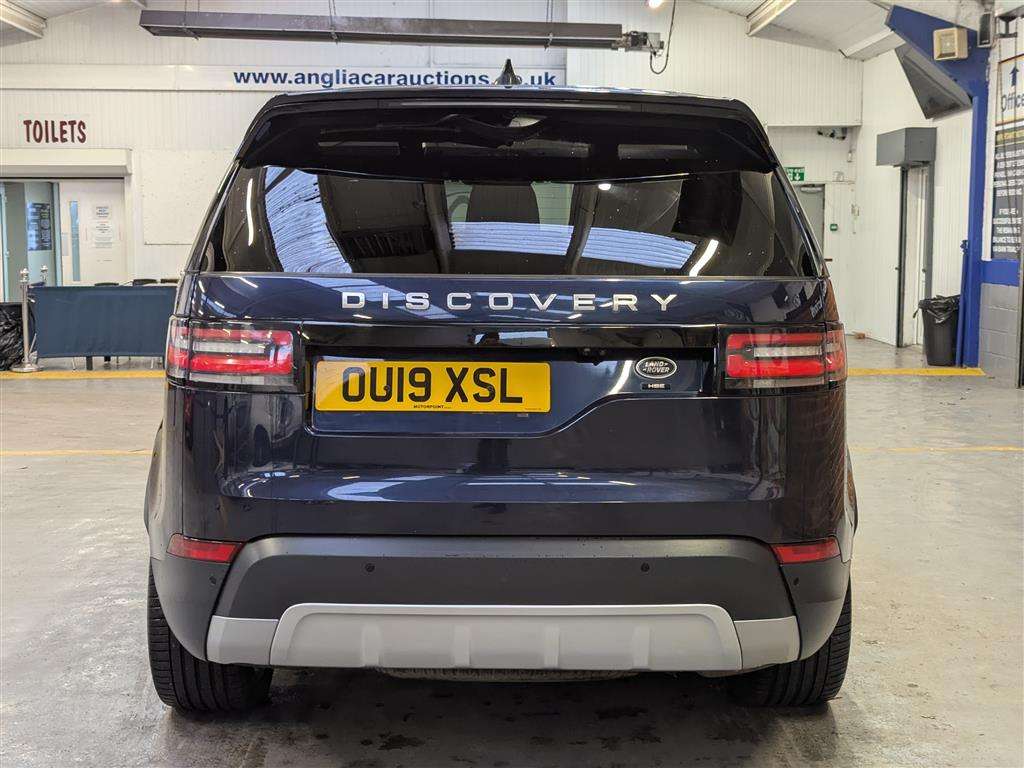 <p>2019 LAND ROVER DISCOVERY LUXURY HSE SD4</p>
