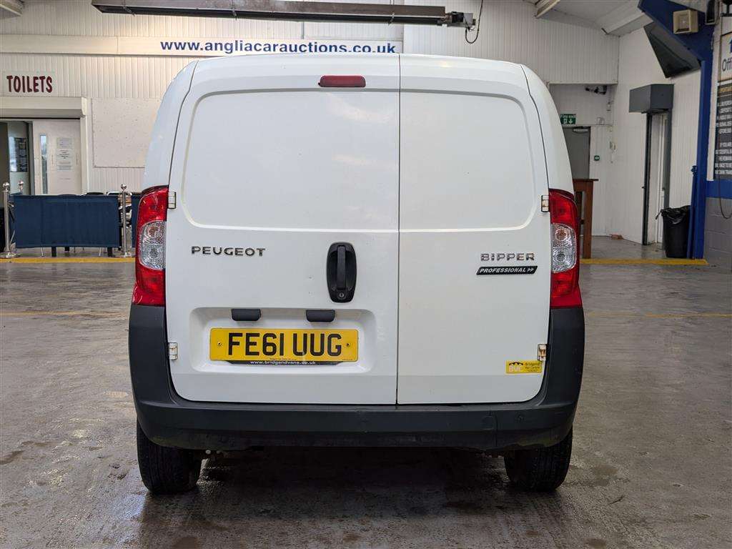 <p>2011 PEUGEOT BIPPER PROFESSIONAL HDI</p>