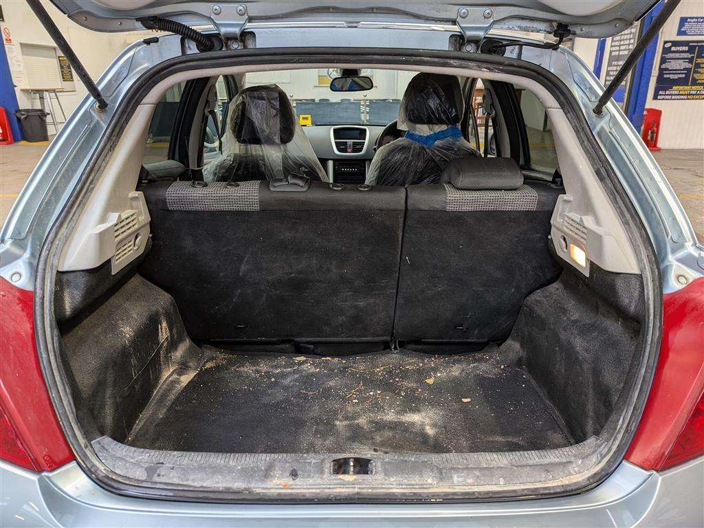 <p>2011 PEUGEOT 207 SPORT</p>