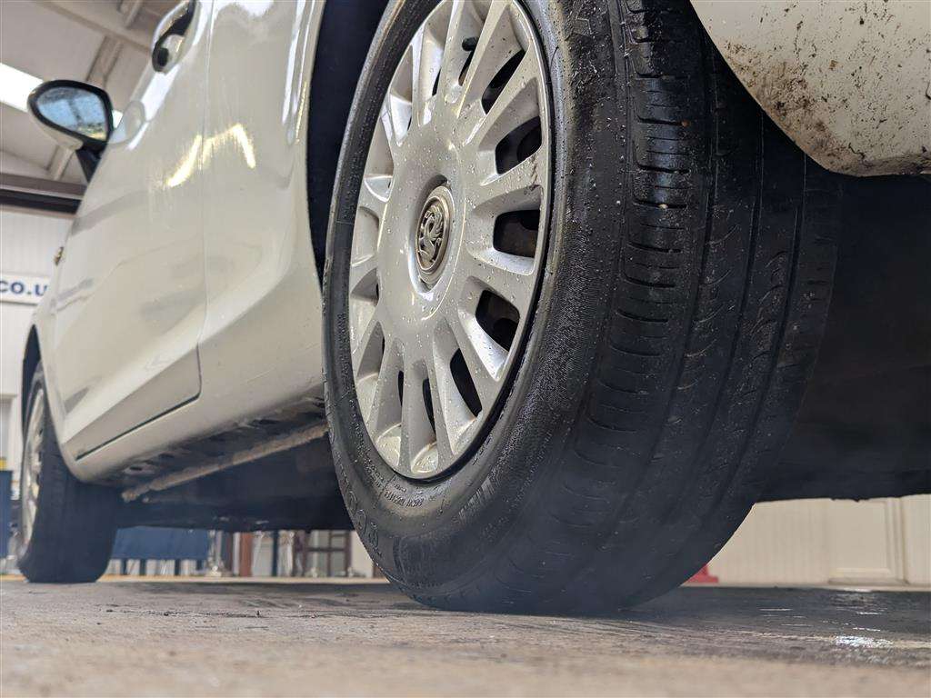 <p>2008 VAUXHALL CORSA CDTI</p>