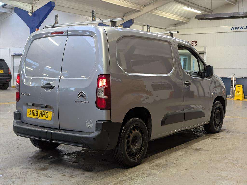 <p>2019 CITROEN BERLINGO 1000 EN-PRISE BH</p>