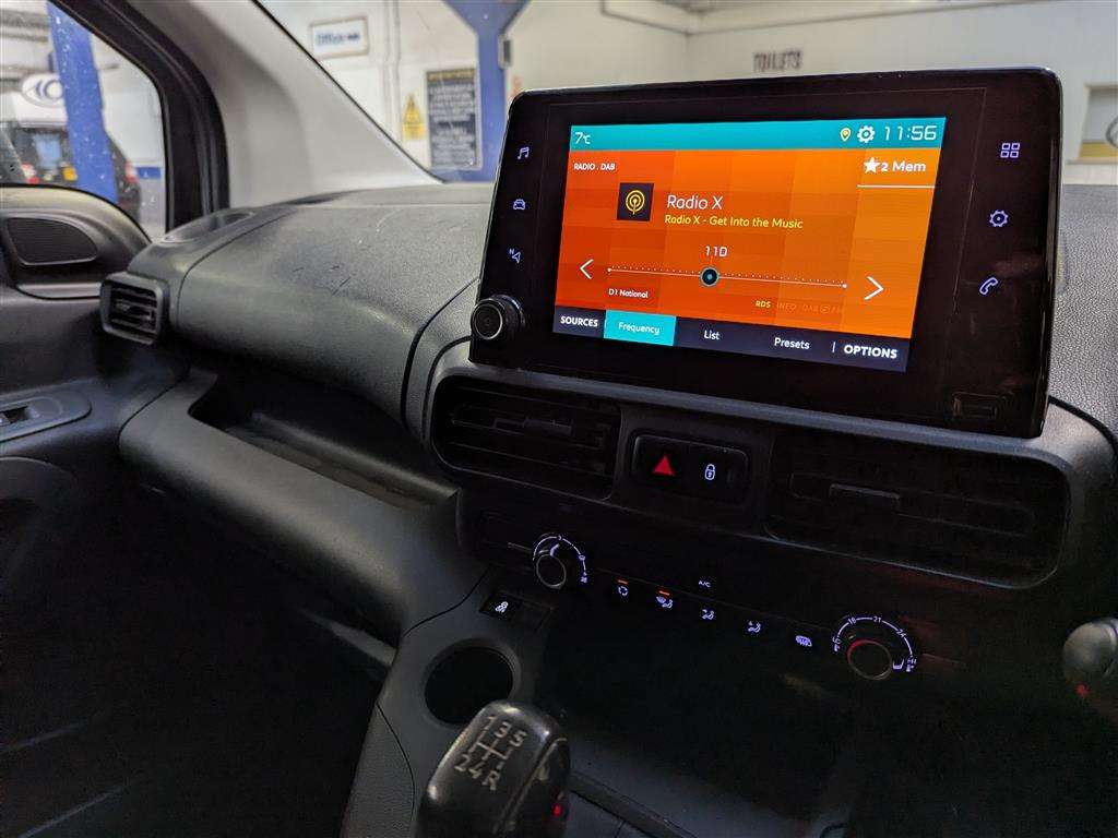 <p>2019 CITROEN BERLINGO 1000 EN-PRISE BH</p>