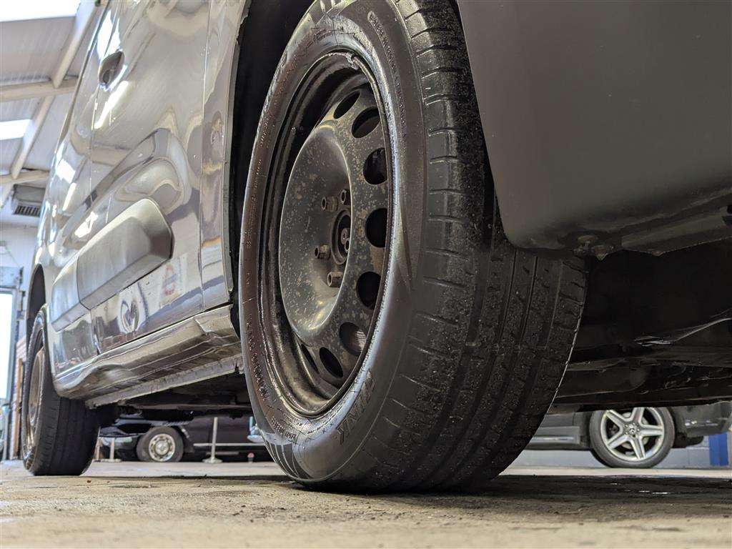 <p>2019 CITROEN BERLINGO 1000 EN-PRISE BH</p>