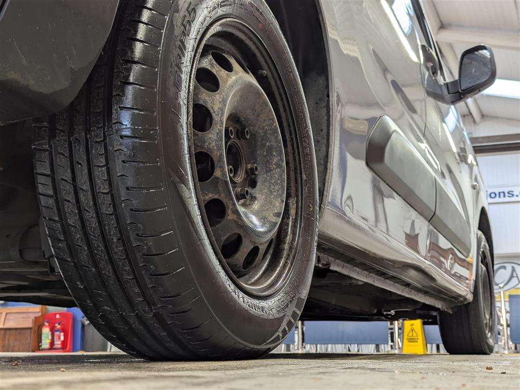 <p>2019 CITROEN BERLINGO 1000 EN-PRISE BH</p>