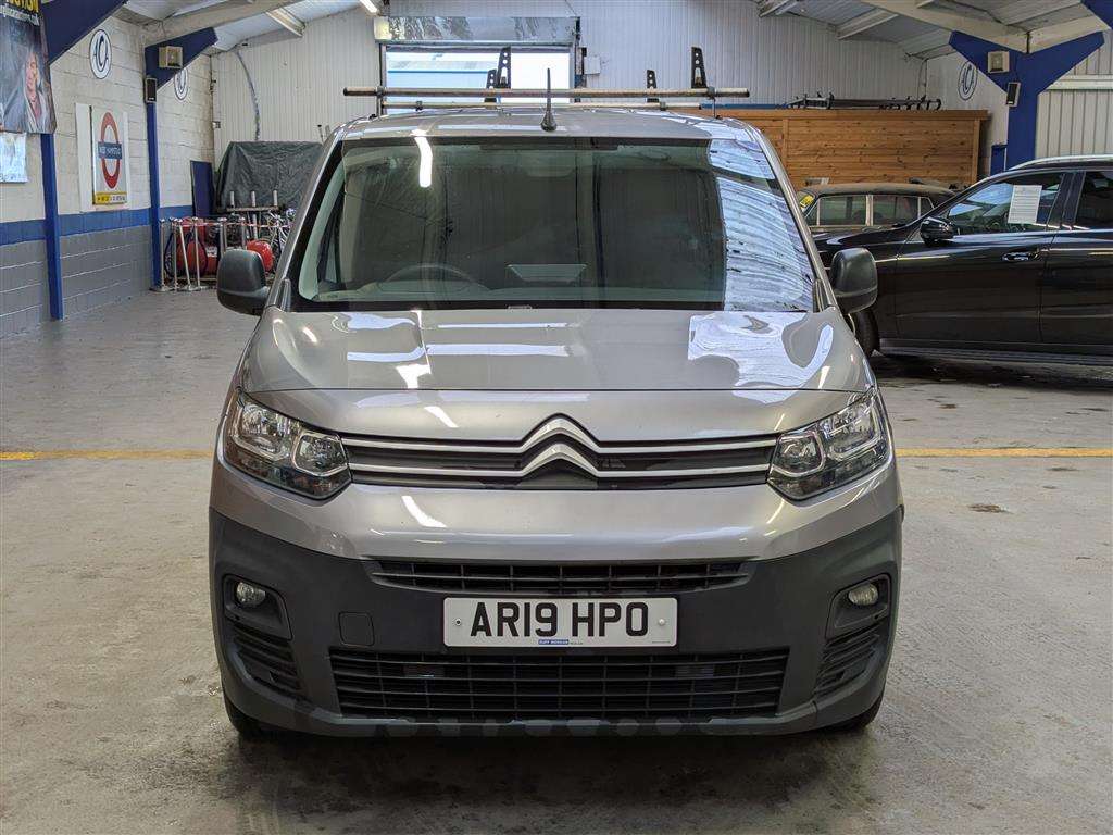 <p>2019 CITROEN BERLINGO 1000 EN-PRISE BH</p>