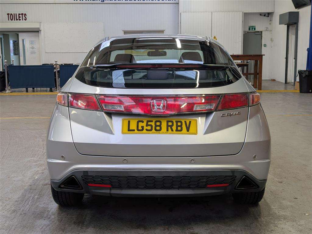 <p>2010 FIAT 500 POP</p>