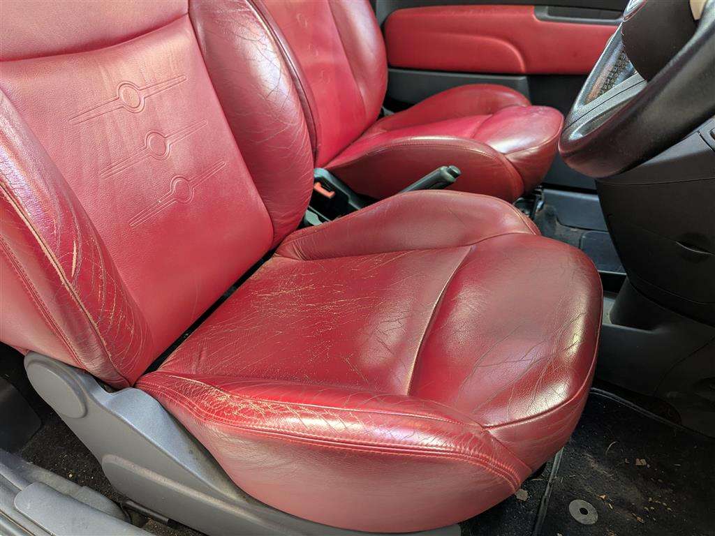 <p>2008 FIAT 500 LOUNGE M-JET RHD</p>