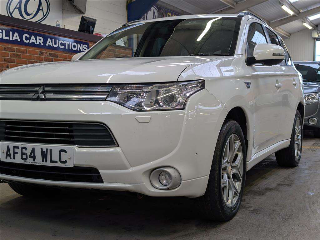 <p>2014 MITSUBISHI OUTLANDER GX 4HS PHEV AUTO</p>