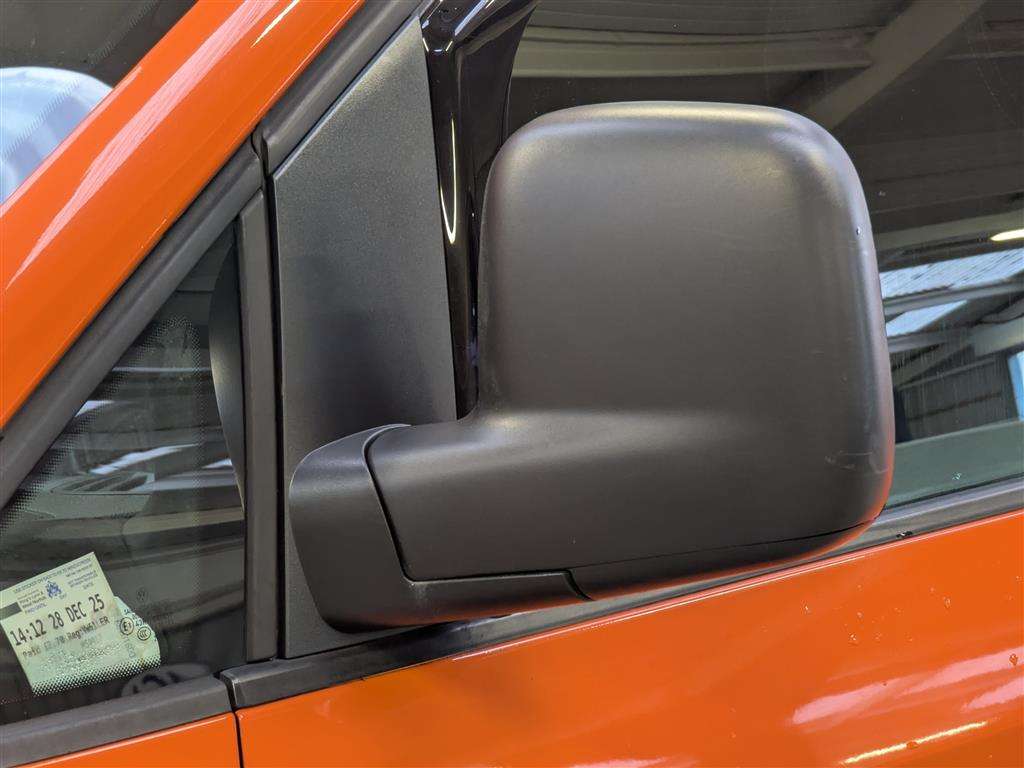 <p>2012 VOLKSWAGEN CADDY C20 BLUEMOTION TDI</p>