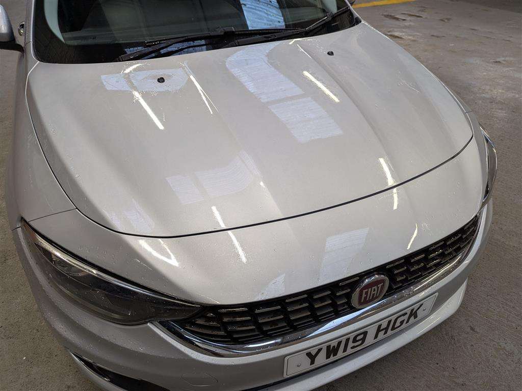 <p>2019 FIAT TIPO LOUNGE MULTIJET</p>