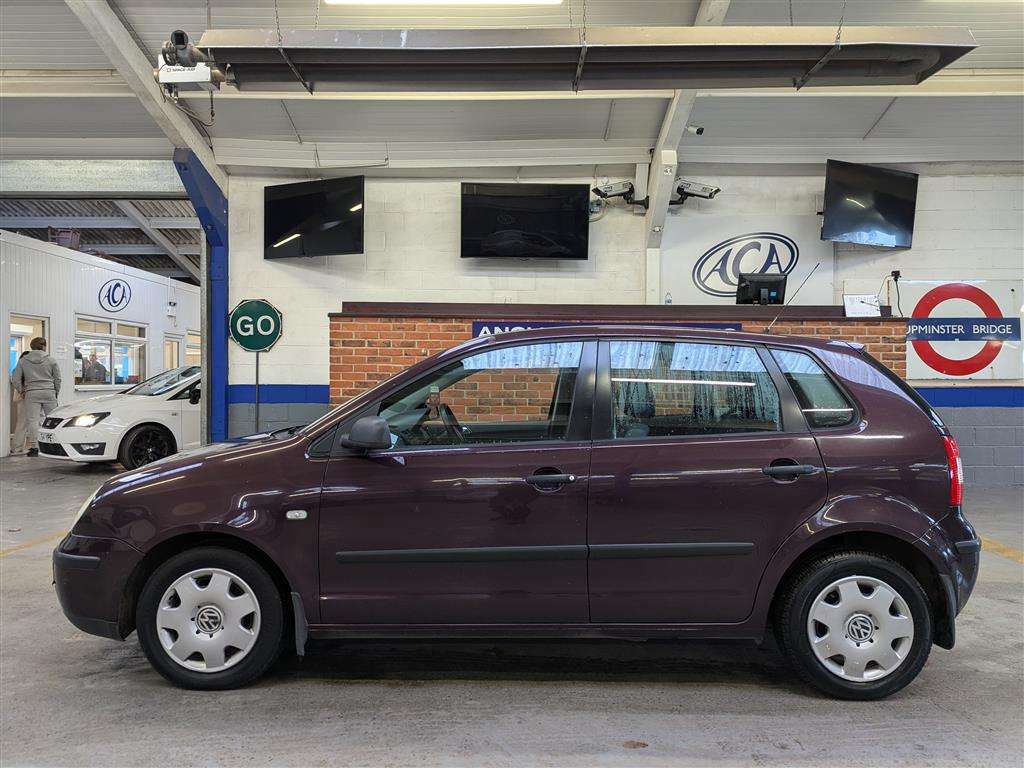 <p>2002 VOLKSWAGEN POLO S</p>