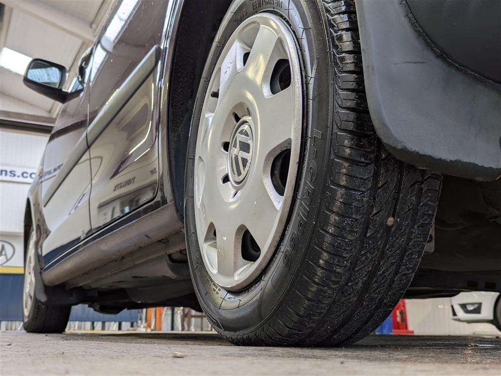 <p>2002 VOLKSWAGEN POLO S</p>