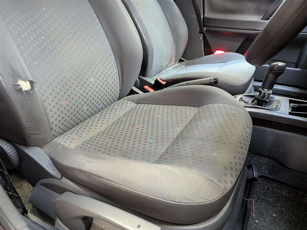 <p>2002 VOLKSWAGEN POLO S</p>