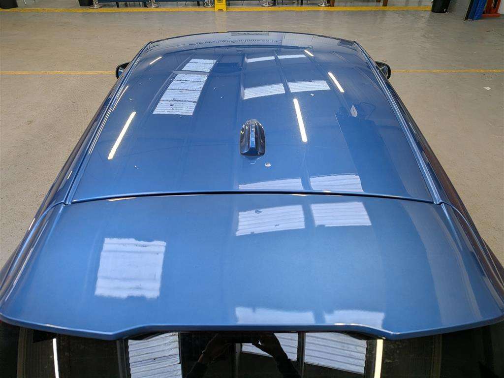 <p>2017 VOLVO V40 R-DESIGN PRO D4</p>