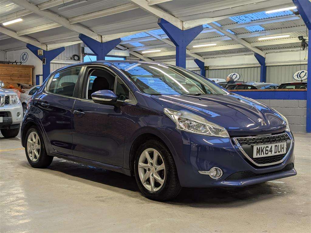 <p>2014 PEUGEOT 208 ACTIVE</p>