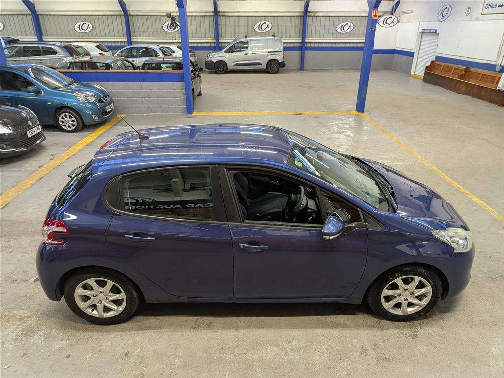 <p>2014 PEUGEOT 208 ACTIVE</p>