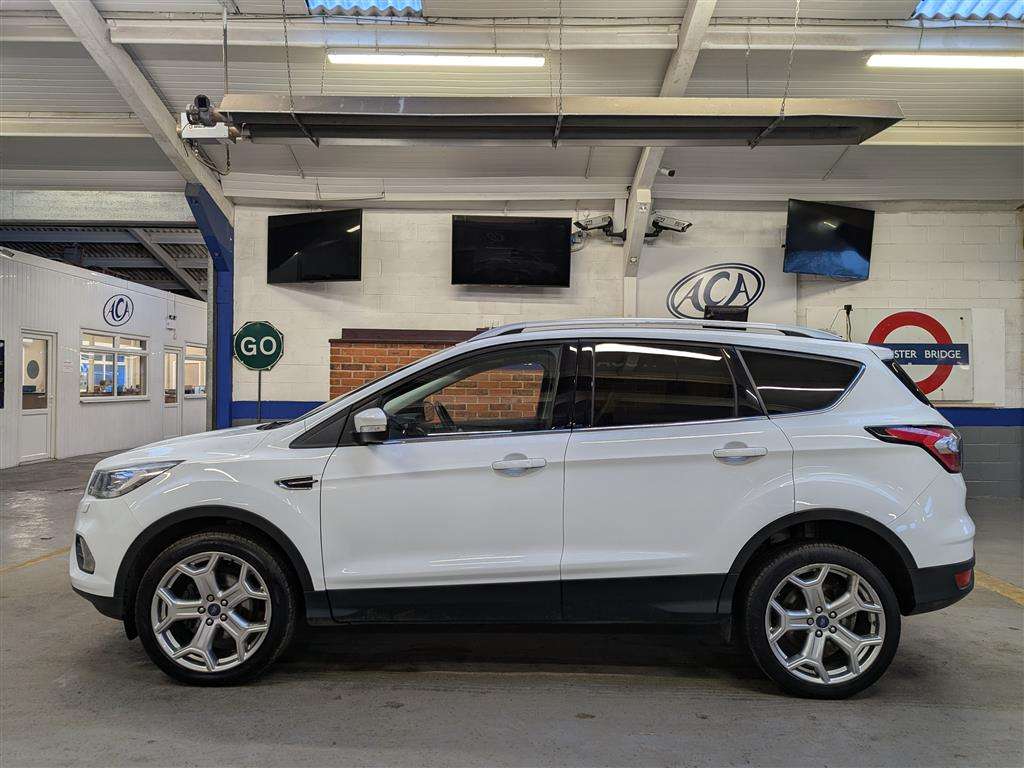 <p>2018 FORD KUGA TITANIUM SPORT</p>
