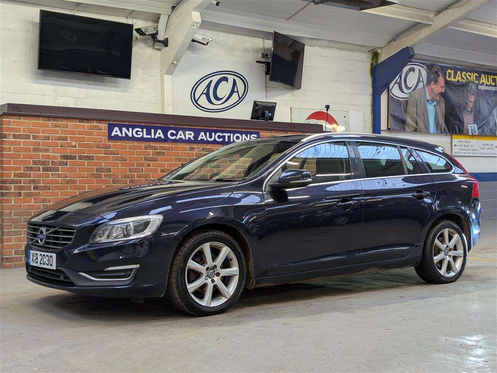 <p>2016 VOLVO V60 SE LUX NAV D4 AUTO</p>