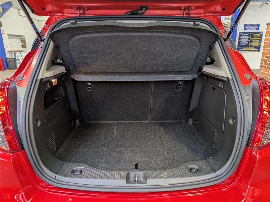 <p>2018 VAUXHALL MOKKA X DESIGN NAV ECOTEC</p>